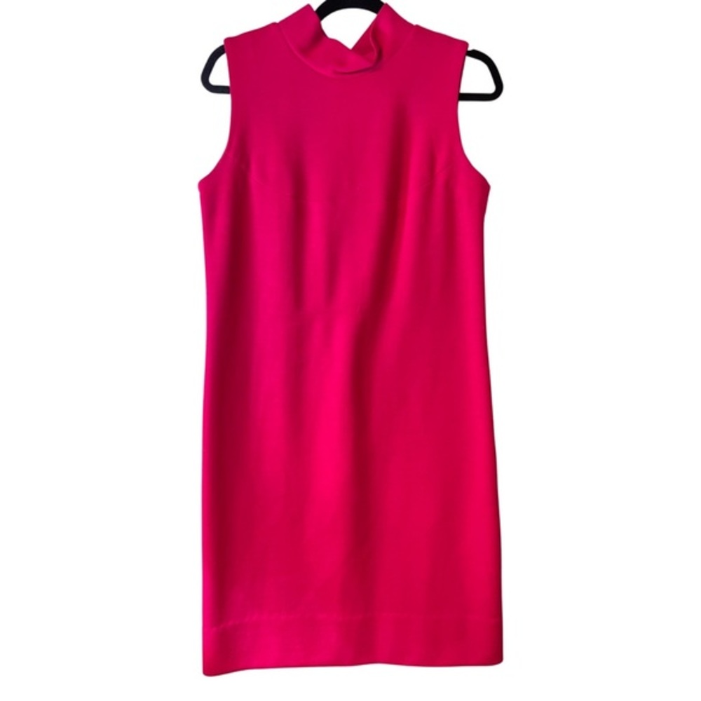 Jonathan Logan Hot Pink Shift Dress
60s‎ Vintage
